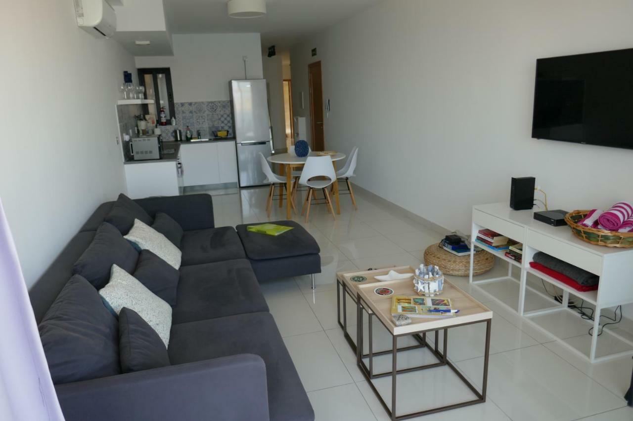 Appartamento Calypso Court Mellieħa Esterno foto