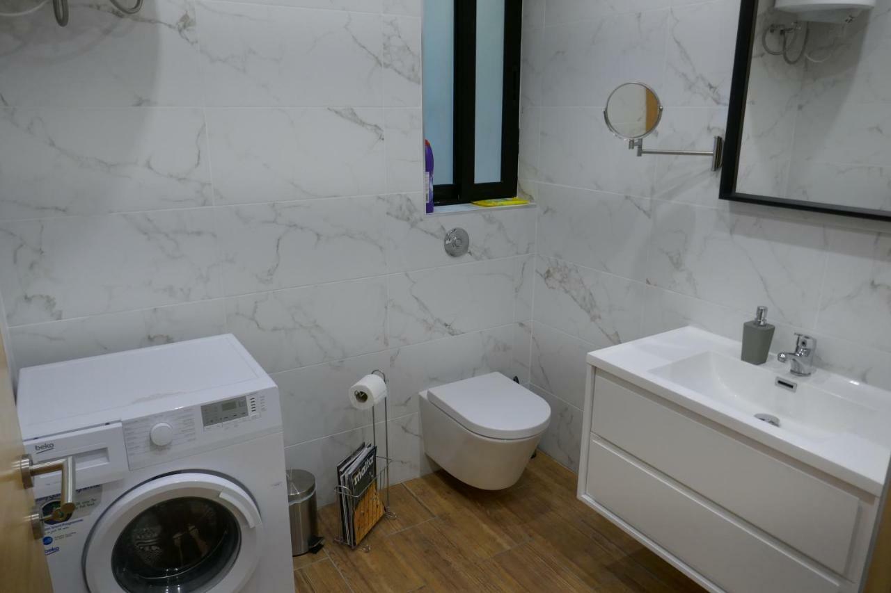 Appartamento Calypso Court Mellieħa Esterno foto